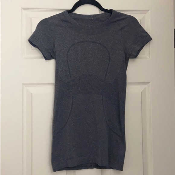 lululemon athletica Tops - LULULEMON Tee